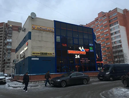 585 Ломбард ул. Маршала Казакова, 7